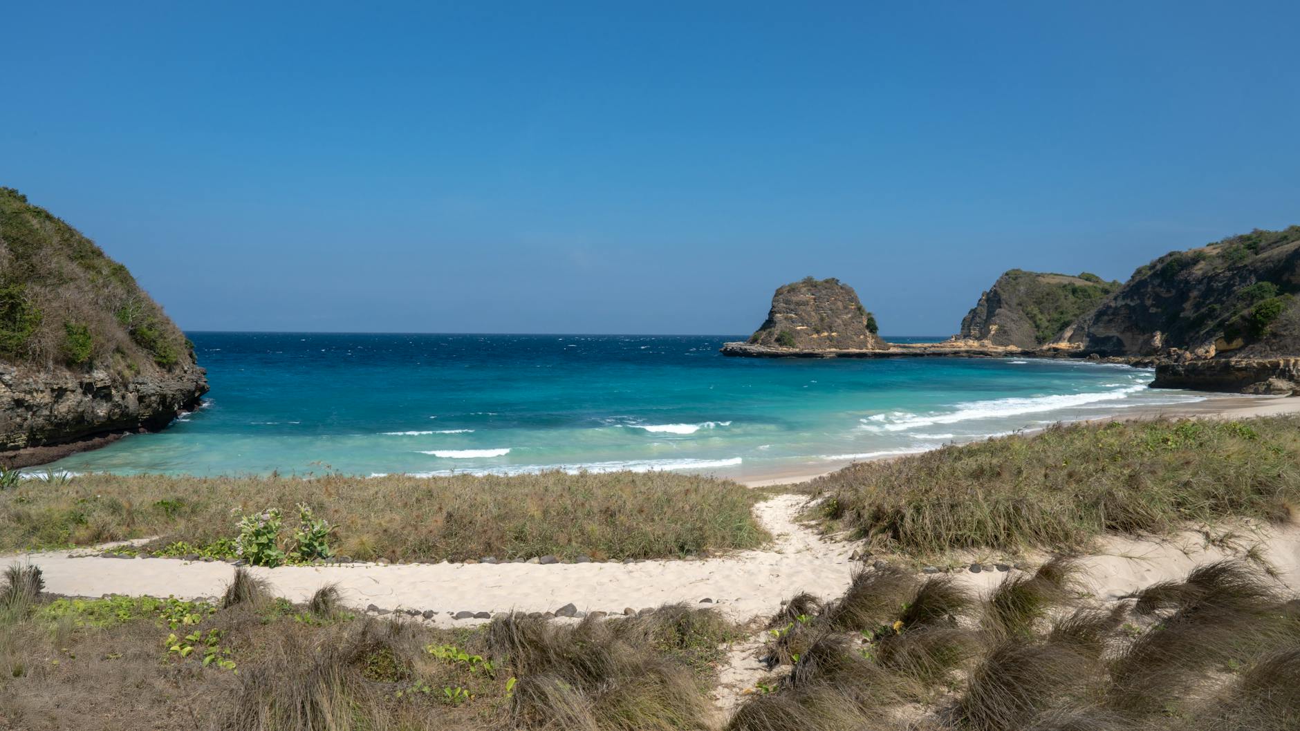 Layanan jasa pembuatan website profesional di Lombok untuk meningkatkan kehadiran online bisnis Anda dengan desain yang menarik dan fungsional